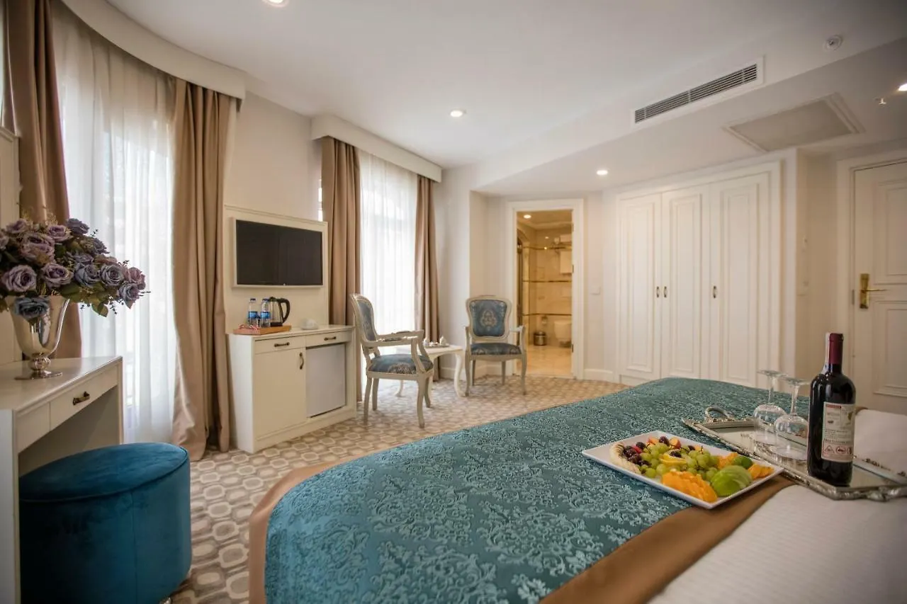 Palde Hotel & Spa Istanbul 4*,